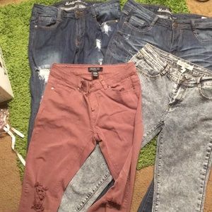 Lot of 4 jeans !! Size 11 and one 9